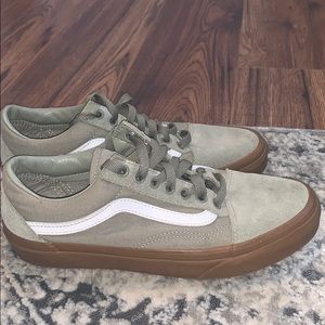 Green suede vans
